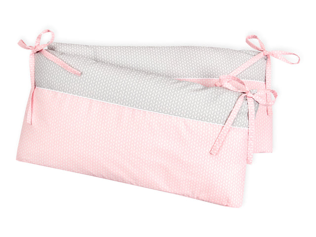 Nido hojas pequeñas gris claro sobre blanco hojas pequeñas rosa sobre blanco