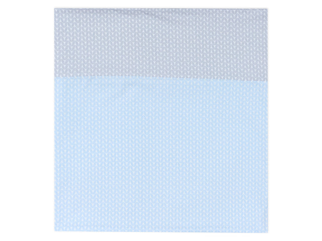 Paño de lactancia hojas pequeñas azul claro sobre blanco hojas pequeñas gris claro sobre blanco