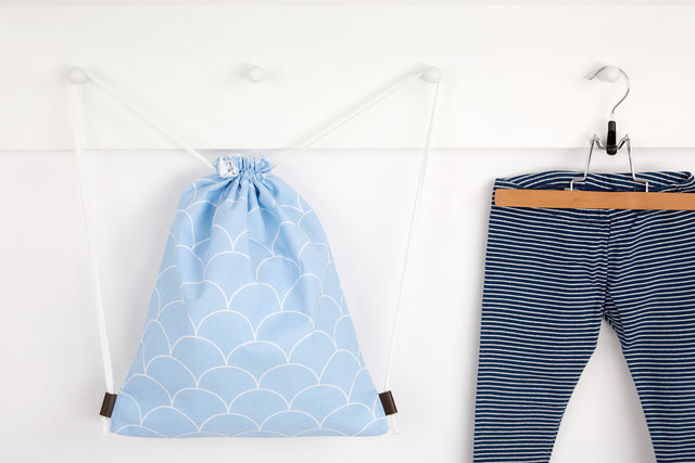 Bolsa de deporte Semicírculos blancos sobre azul pastel