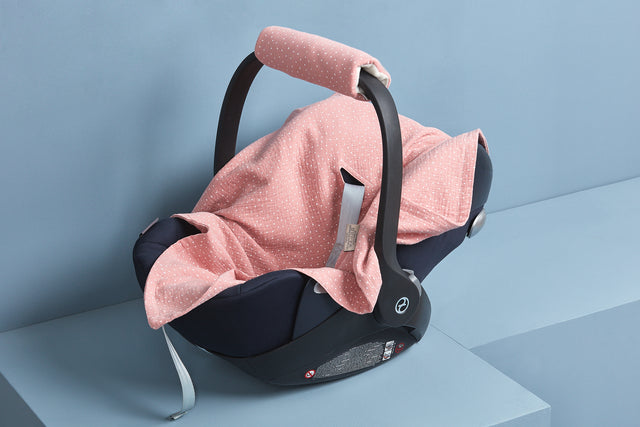 Babydecke für Babyschale Sommer Musselin rosa Punkte