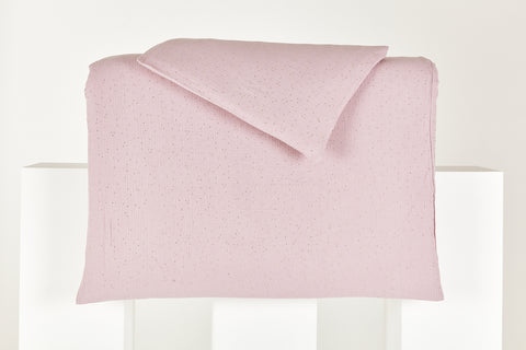 Sengesæt muslin gyldne prikker på pink