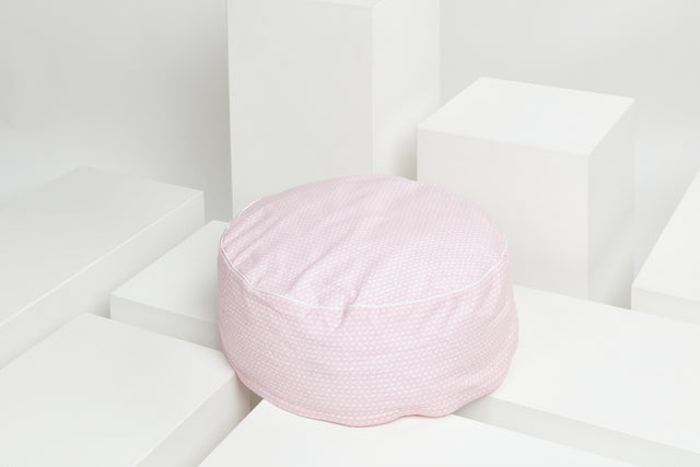 Pouf petites feuilles rose sur blanc