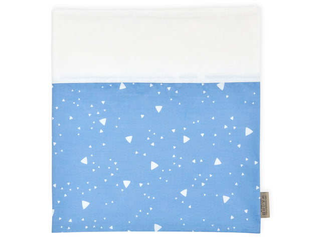 Nursing cloth rounded triangles white on blue