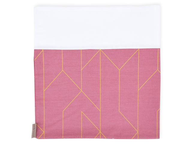 Tissu d'allaitement lignes dorées sur rose