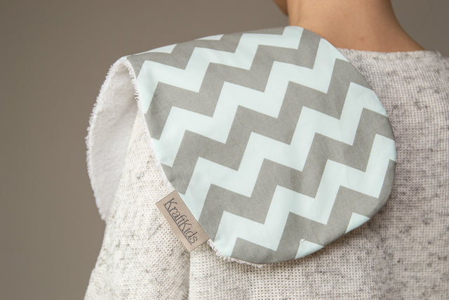 Burp Cloth Chevron light gray and mint
