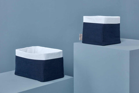 Farbe oder Motiv: Dunkelblau