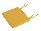 Ein quadratisches, gelbes KraftKids Sitzkissen für Stühle aus Leinen mit zwei Paar Stoffbändern auf einer Seite liegt auf weißem Hintergrund. Das atmungsaktive Material bietet Komfort und eignet sich ideal als modernes Sitzaccessoire.