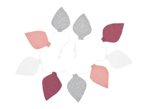 Pennant chain muslin purple white gray dandelions