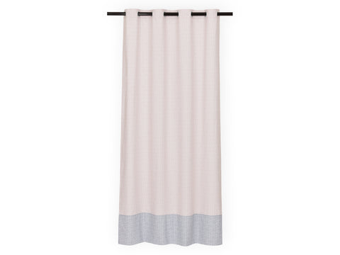 Curtains white feather pattern on pink