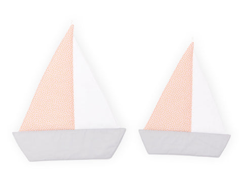 Sailboat golden irregular dots on pink