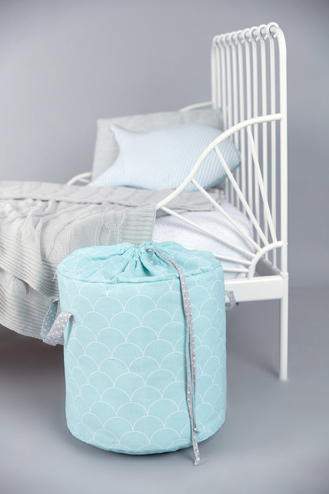 Toy basket white semicircles on pastel mint