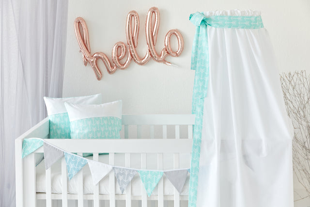 Bed Canopy White Arrows on Mint