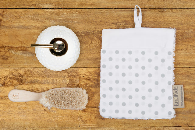 Washcloth gray dots on white