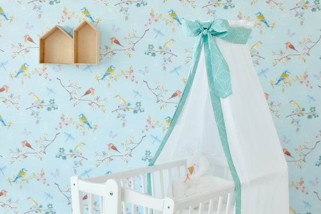 Bed canopy white thin diamonds on mint
