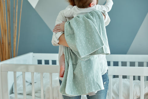 Baby blanket muslin mint dandelions