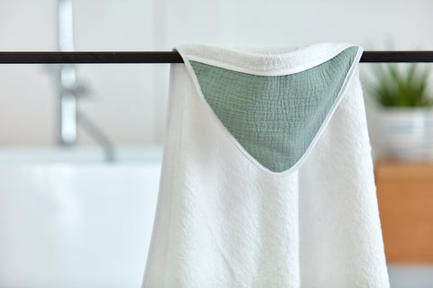 Hooded towel muslin mint