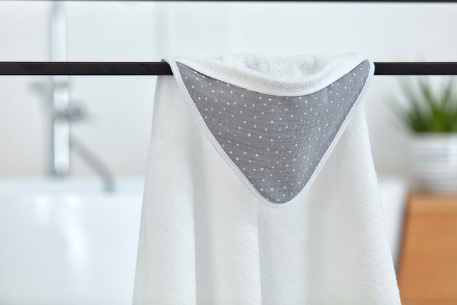 Hooded towel muslin gray dots