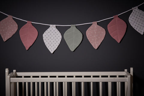 Pennant chain muslin pink mint gray dots on white