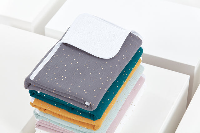 Changing pad muslin gold dots on gray