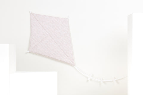 Air dragon white feather pattern on pink