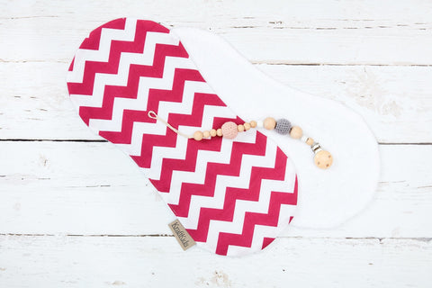 Chevron magenta bib