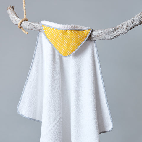 Hooded towel white dots on yellow