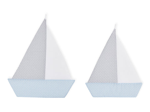 Sailboat small leaves light blue on white